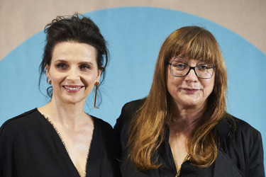  Women in Action award to Juliette Binoche