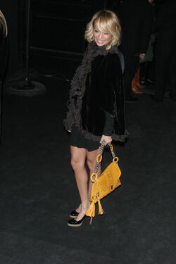 NICOLE RICHIE NICOLE RICHIE