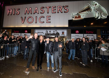 Metallica arrive at HMV in London at midnight for album signing