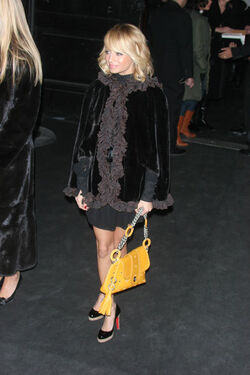 NICOLE RICHIE NICOLE RICHIE