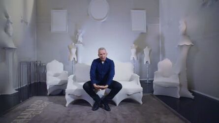 PICTURES VIDEO Jean Paul Gaultier turns red carpet reporter for Swarovski at the Fashion Awards 2016