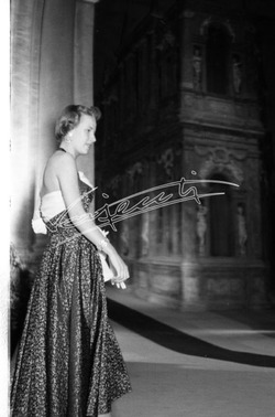 Fiera Campionaria di Vicenza 1949 Alta Moda al Teatro Olimpico Fiera Campionaria di Vicenza 1949 Alta Moda al Teatro Olimpico