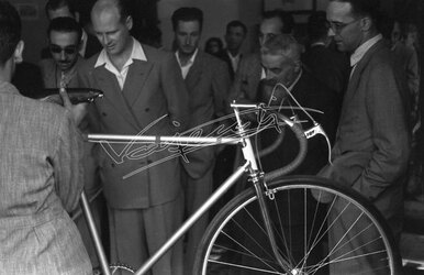 Fiera Campionaria di Vicenza 1946 Stand Campagnolo