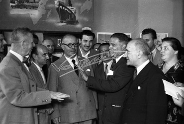 Fiera Campionaria di Vicenza 1949 Stand Reniero Alberto Giovannini Fiera Campionaria di Vicenza 1949 Stand Reniero Alberto Giovannini