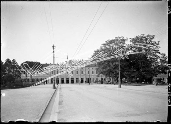 Stazione Ferroviaria. lastra di vetro - negativo bianco e nero fto mm 130x180