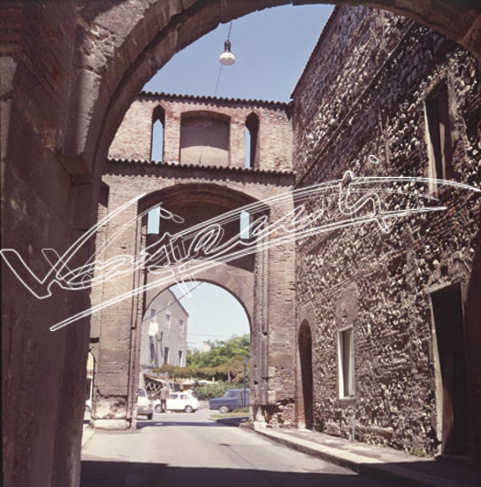 Porta Santa Croce. pellicola - diapositiva colore 6X6