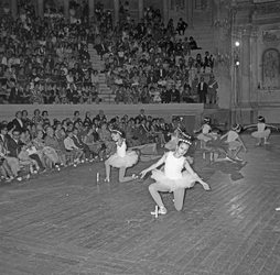 Scuola di danza Vanna Busolini Scuola di danza Vanna Busolini