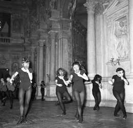 Scuola di danza Vanna Busolini Scuola di danza Vanna Busolini