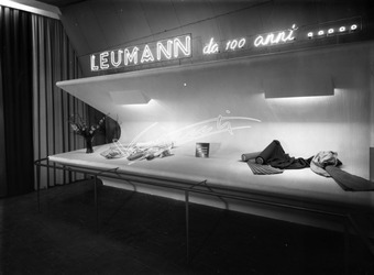 Fiera Campionaria di Vicenza 1950 Stand Cotonificio Leumann