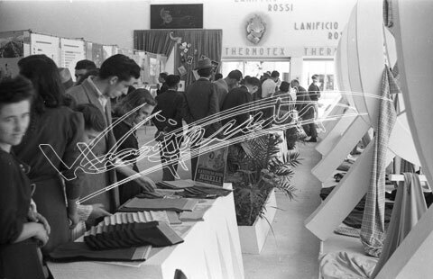 Fiera Campionaria di Vicenza 1946 : Pubblico. pellicola - negativo bianco e nero fto mm 24X36