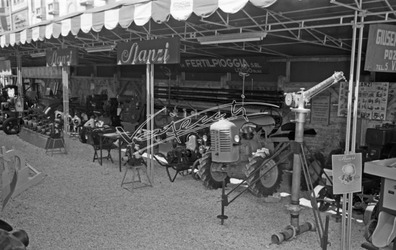 Fiera Campionaria di Vicenza 1953 Meccanizzazione Agricola.