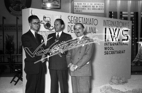 Fiera Campionaria di Vicenza 1949 : Segretariato Internazionale della Lana. Pellicola - negativo bianco e nero f.to mm 24X36