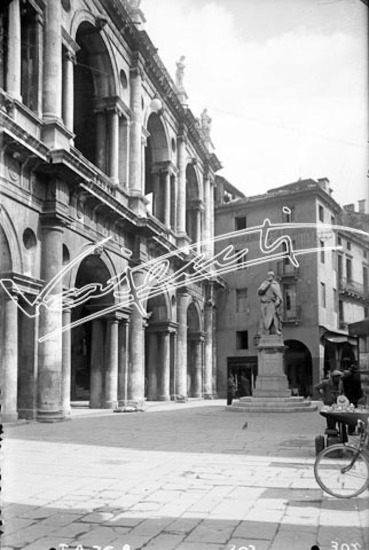 Piazzetta Palladio. lastra di vetro - negativo bianco e nero fto mm 100x150