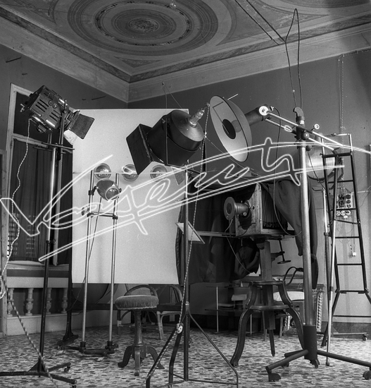 Vajenti - La storia. pellicola - negativa B&N f.to mm 60x60