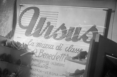 Fiera Campionaria di Vicenza 1946 Stand Calzaturificio Ursus