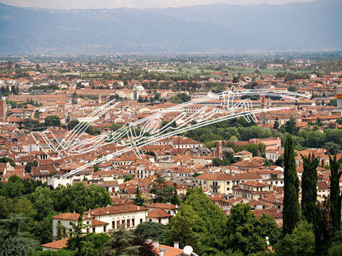 Panoramica di Vicenza : dal Piazzale della Vittoria. digitale colore 63 MB
