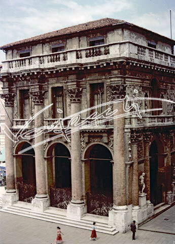 Loggia del Capitanio : Piazza dei Signori. pellicola-negativo colore 9X12