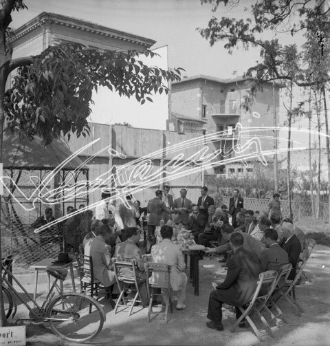 Fiera Campionaria di Vicenza 1946 : Pubblico. pellicola - negativo bianco e nero fto mm 60x60
