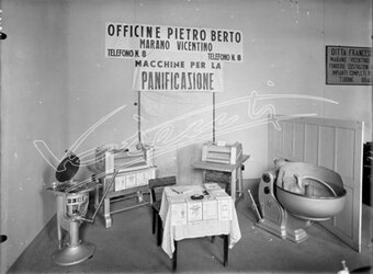 Fiera Campionaria di Vicenza 1946 Stand Officine Pietro Berto