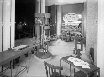 Fiera Campionaria di Vicenza 1952 Stand La Veneta