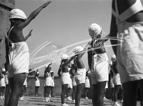 Casa del Sole. pellicola - negativo bianco e nero fto mm 60x60