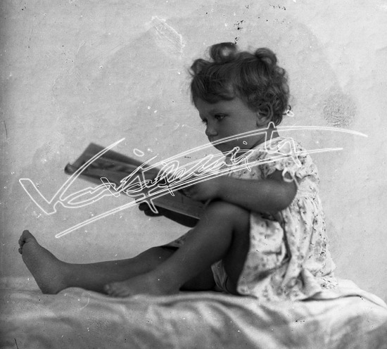 Vajenti - La storia. Lastra di vetro - negativo bianco e nero fto mm 100x150