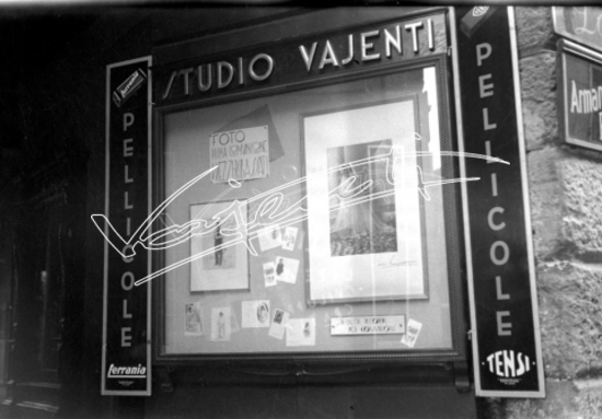 Vajenti - La storia. pellicola - negativo bianco e nero fto mm 60x90