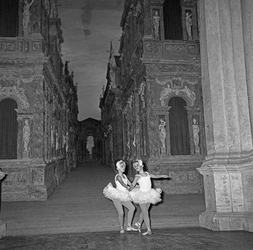 Scuola di danza Vanna Busolini Scuola di danza Vanna Busolini