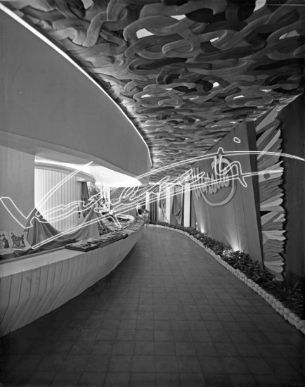 Fiera Campionaria di Vicenza 1948 : Stand Lanificio Marzotto. Lastra di vetro - negativo bianco e nero fto mm 240X300