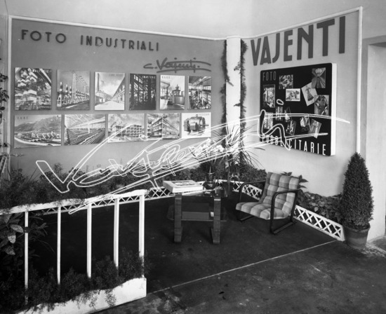 Vajenti - La storia. Lastra di vetro - negativo bianco e nero fto mm 240X300