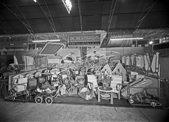 Fiera Campionaria di Vicenza 1955 Stand De Bernardini