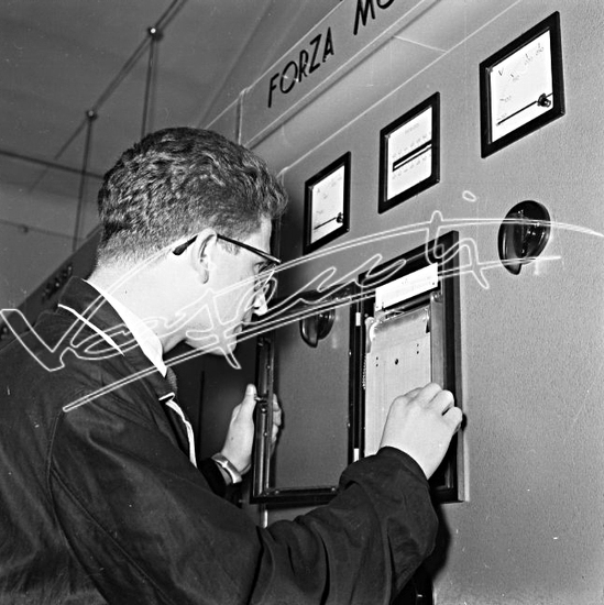Istituto Industriale Statale A. Rossi. pellicola - negativa B&N f.to mm 60x60