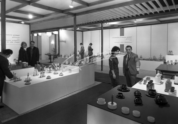 Fiera di Vicenza 1967 Salone Internazionale della Ceramica Stand Ceramica Franco Pozzi Fiera di Vicenza 1967 Salone Internazionale della Ceramica Stand Ceramica Franco Pozzi