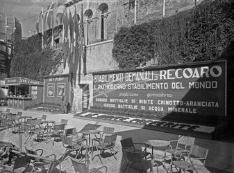 Fiera Campionaria di Vicenza 1950 Padiglione della lana Fiera Campionaria di Vicenza 1950 Padiglione della lana
