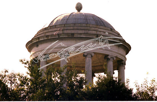 Parco Querini : Tempietto Ionico. pellicola - negativo colore 24x36