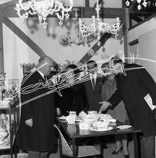 Fiera di Vicenza 1967 : Salone Internazionale della Ceramica: Montserrat Caballé. Pellicola - negativo bianco e nero fto mm 60x60