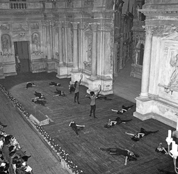 Scuola di danza Vanna Busolini Scuola di danza Vanna Busolini