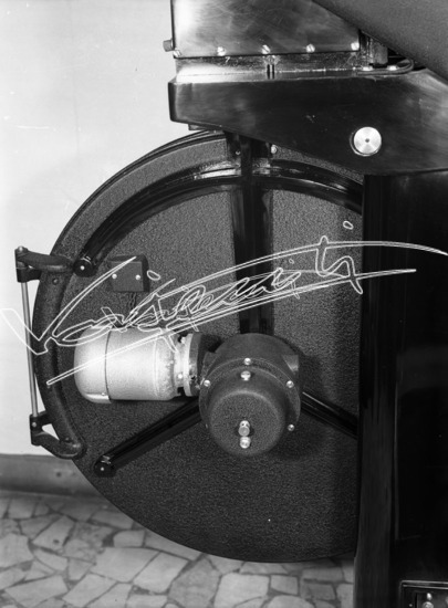 Officina Meccanica : Guido Gasparinetti. Lastra di vetro - negativo bianco e nero fto mm 180x240