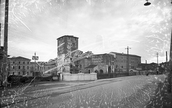 Porta Santa Croce. pellicola - negativa a colori f.to mm 90x120