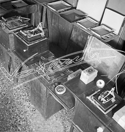 Vajenti - La storia. pellicola - negativa B&N f.to mm 60x60