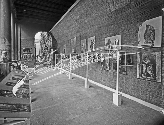 Fiera Campionaria di Vicenza 1952: Prima Mostra della Pietra di Vicenza. Lastra di vetro - negativo bianco e nero f.to mm 180X240