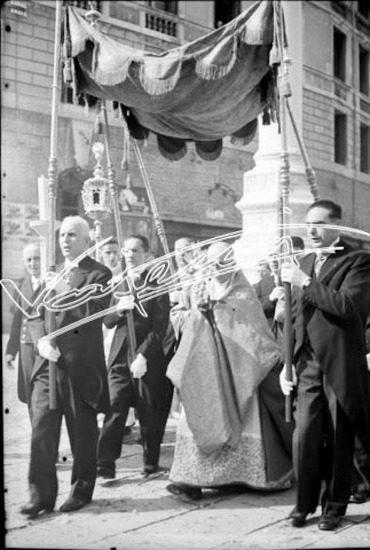 Corpus Domini : processione. pellicola - negativo bianco e nero fto mm 60x90