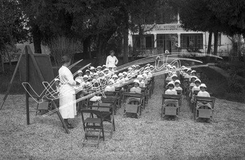 Casa del Sole. pellicola - negativo bianco e nero fto mm 60x60