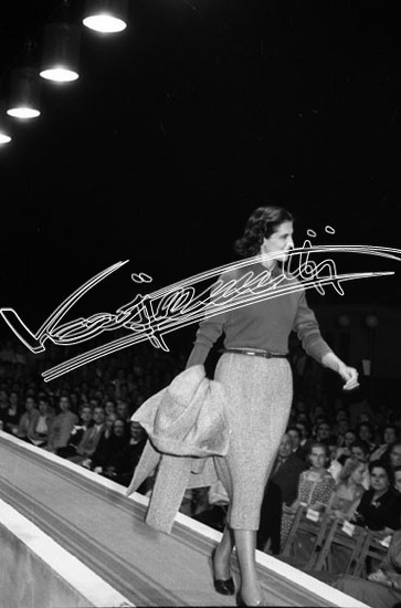 Fiera Campionaria di Vicenza 1949: Moda. Pellicola - negativo bianco e nero f.to mm 24X36