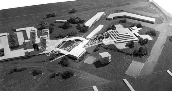 Fiera di Vicenza 1969: Immobiliare Ente Fiera. Pellicola - negativo bianco e nero fto mm 130X180