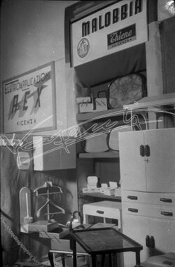 Fiera Campionaria di Vicenza 1946 Stand Mobilificio Malobbia