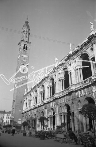 Basilica Palladiana. pellicola - negativo bianco e nero fto mm 60x90