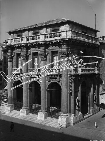 Loggia del Capitanio : Piazza dei Signori. lastra di vetro - negativo bianco e nero fto mm 130x180