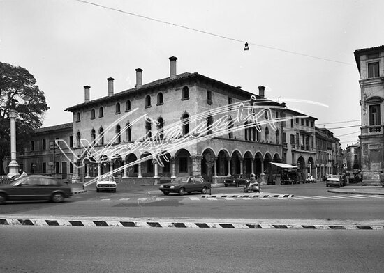 Palazzo Magrè - Angaran. pellicola - negativo bianco e nero fto mm 100x120