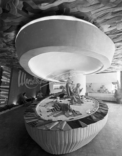 Fiera Campionaria di Vicenza 1948 Stand Lanificio Marzotto Fiera Campionaria di Vicenza 1948 Stand Lanificio Marzotto